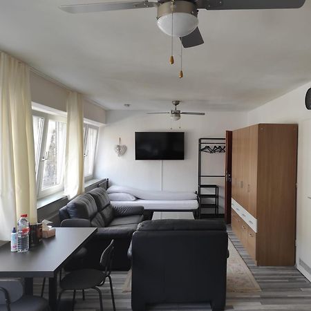 Ferienwohnung Im Zentrum Von Oberhausen Inklusive Wlan Екстериор снимка
